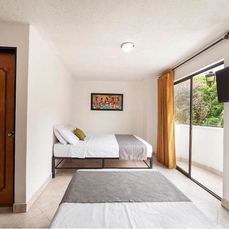 Hotel Balcones Del Estadio Medellín Extérieur photo