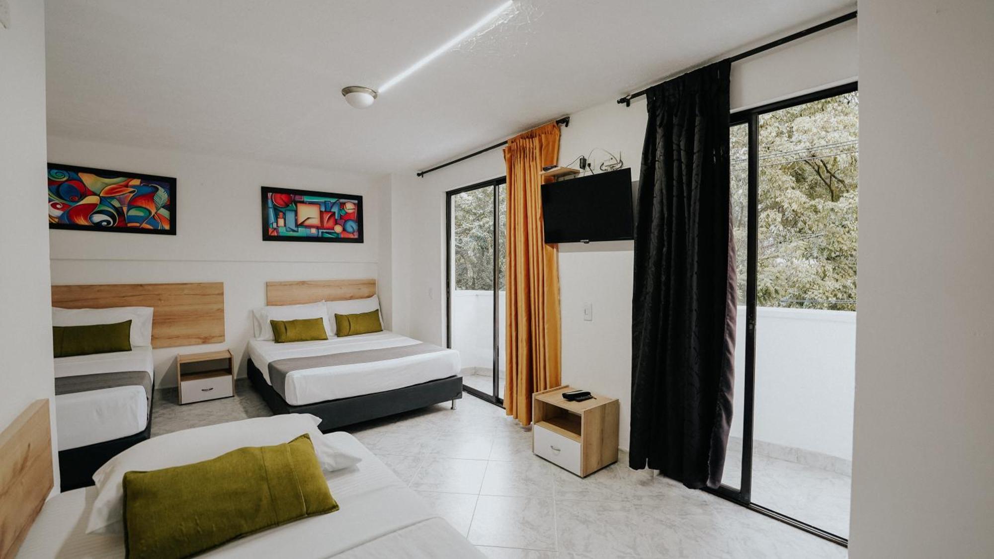 Hotel Balcones Del Estadio Medellín Extérieur photo