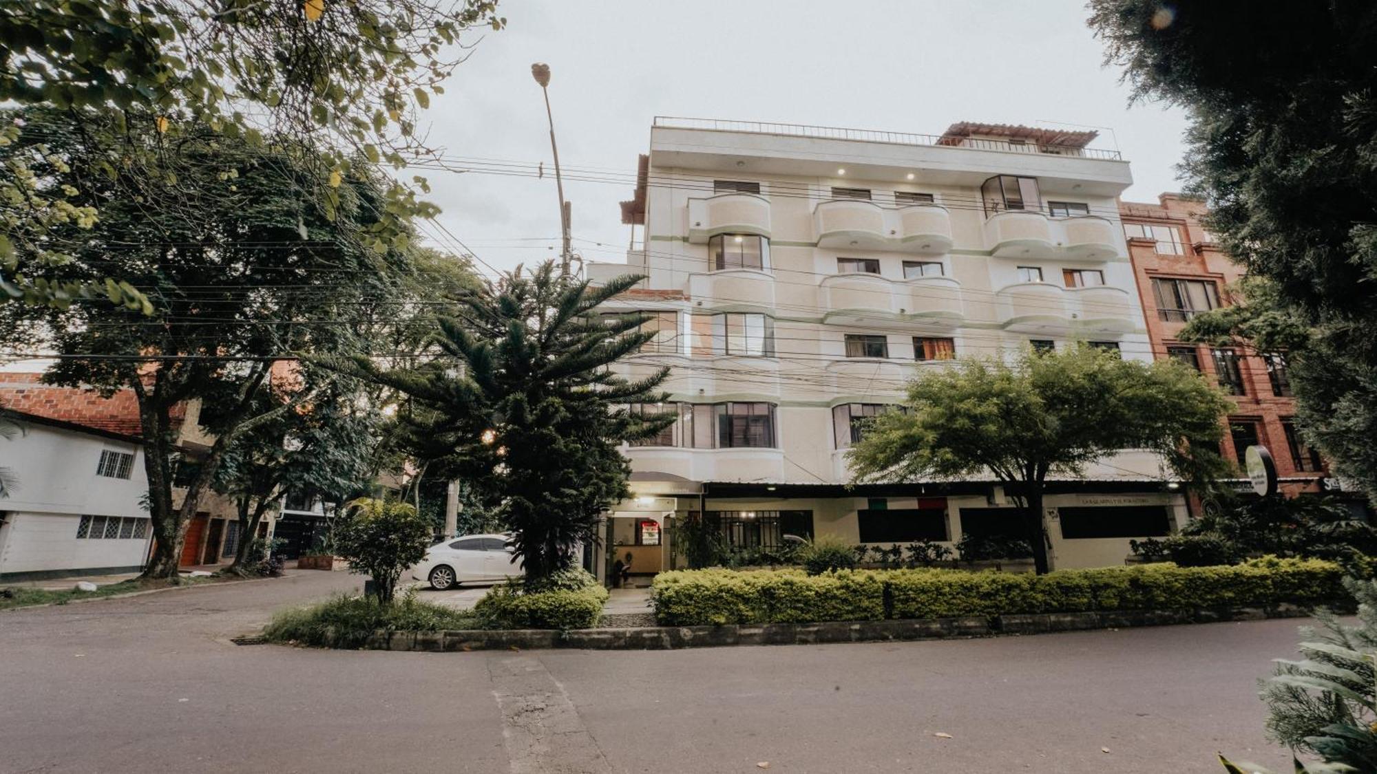 Hotel Balcones Del Estadio Medellín Extérieur photo