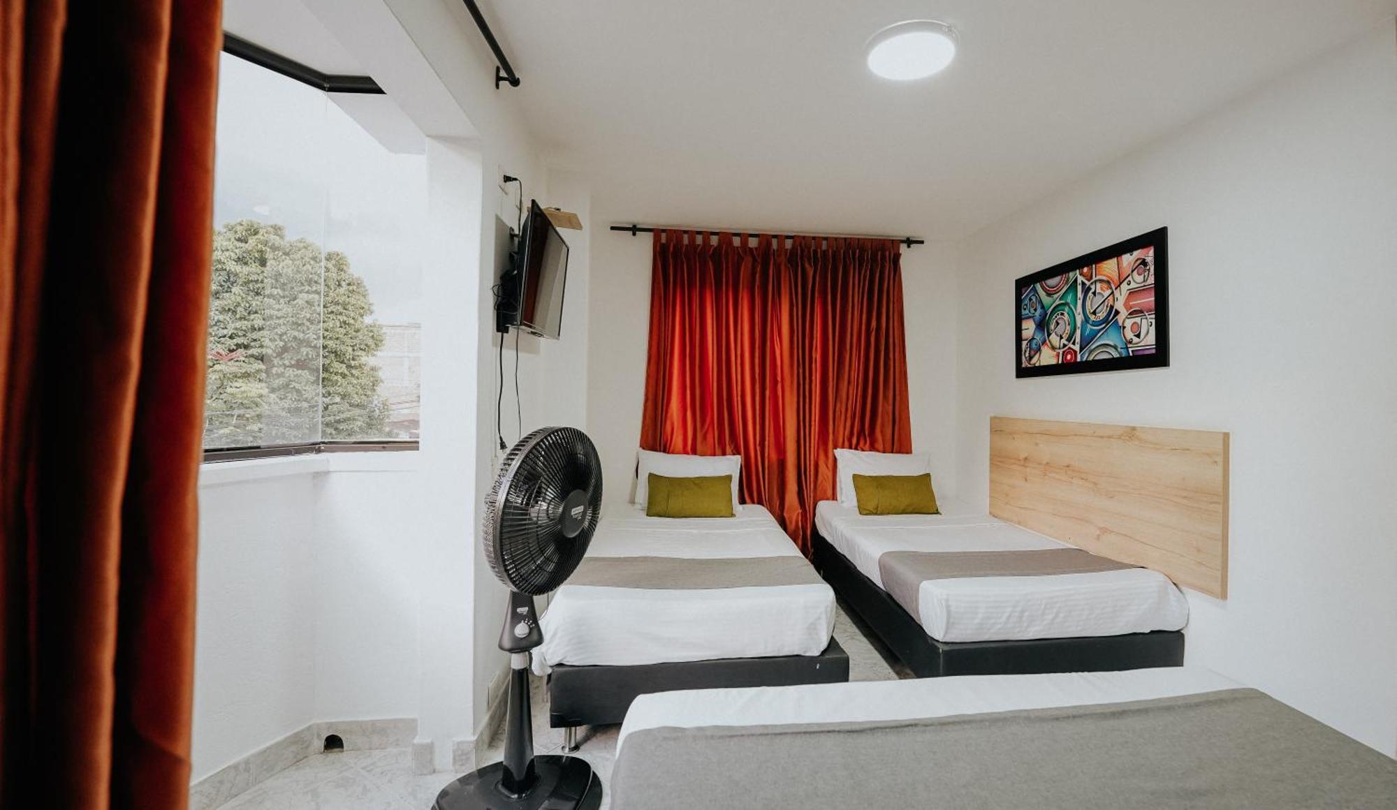 Hotel Balcones Del Estadio Medellín Extérieur photo