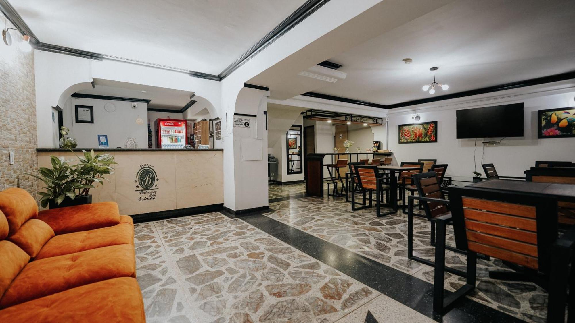 Hotel Balcones Del Estadio Medellín Extérieur photo